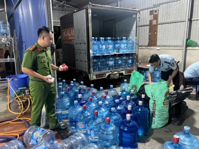 Khi nước máy đội lốt nước uống tinh khiết: Mối nguy tiềm ẩn cho sức khỏe